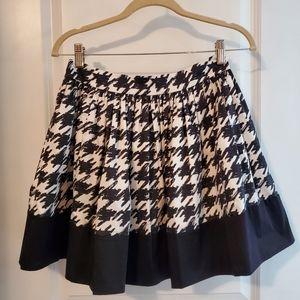 Kate Spade Mini Skirt - Size 4 to 6